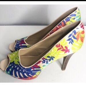 9 & Co Tropical Floral Peep Toe Heels Size 9 | Vacation Wedding Resort Shoes